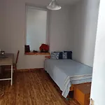 Flora's Memories Apartman *
